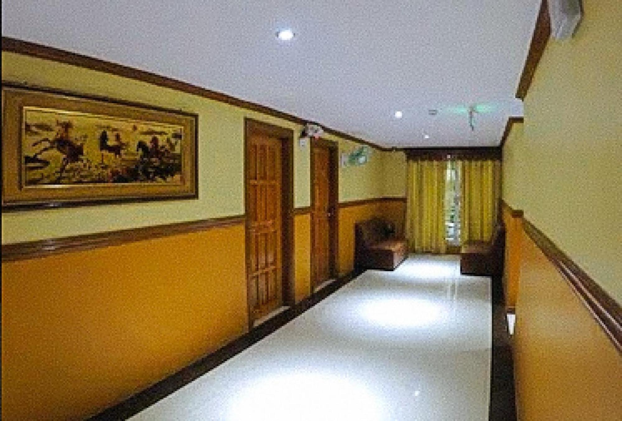 Reddoorz Plus @ Taj Hotel Tuguegarao מראה חיצוני תמונה